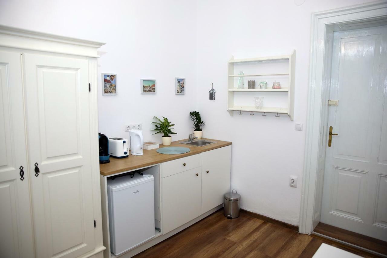 Schick Apartment Sibiu Exterior photo