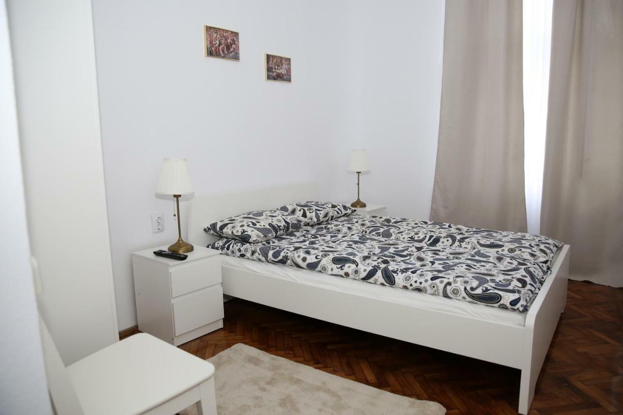 Schick Apartment Sibiu Exterior photo